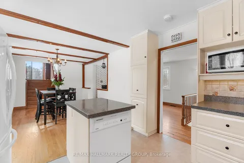 841 River Rd, Blossom Park - Airport and Area, ON K4M 1B2