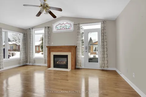 86 Waterthrush Cres, Kanata, ON K2M 2V1