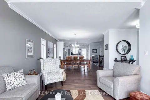 115 John Street, Lucan Biddulph, ON N0M 2J0