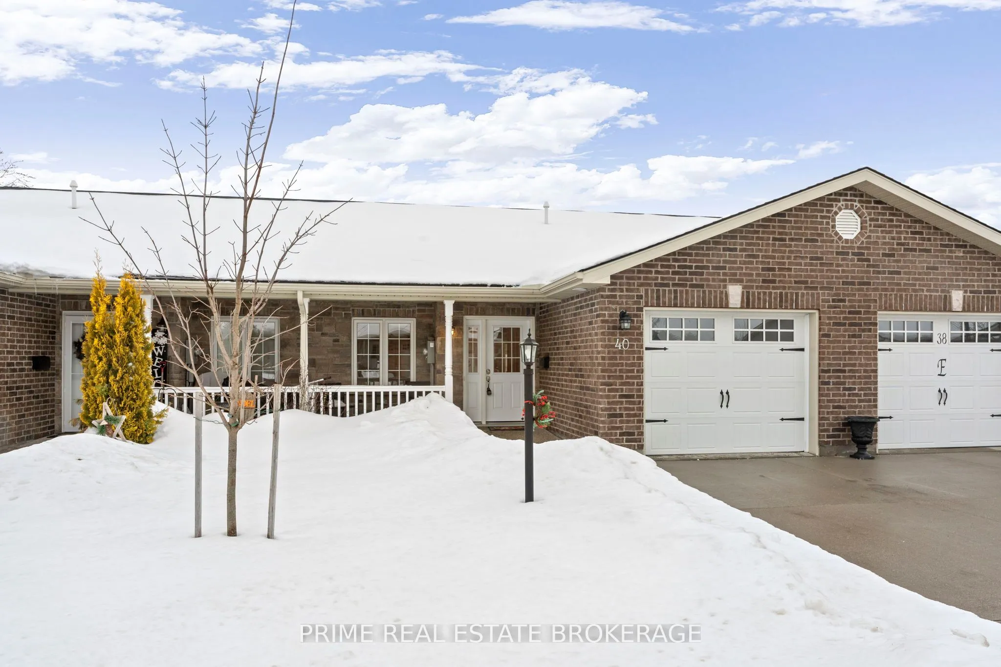40 Devon Drive, South Huron, ON N0M 1S3