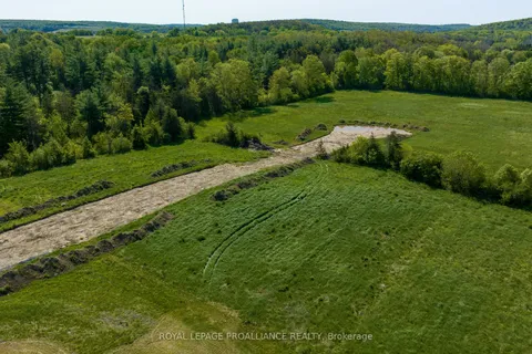 1 Berend Court, Quinte West, ON K0K 2C0