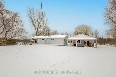 825 County Road 8 Road, Prince Edward County, ON K0K 2T0