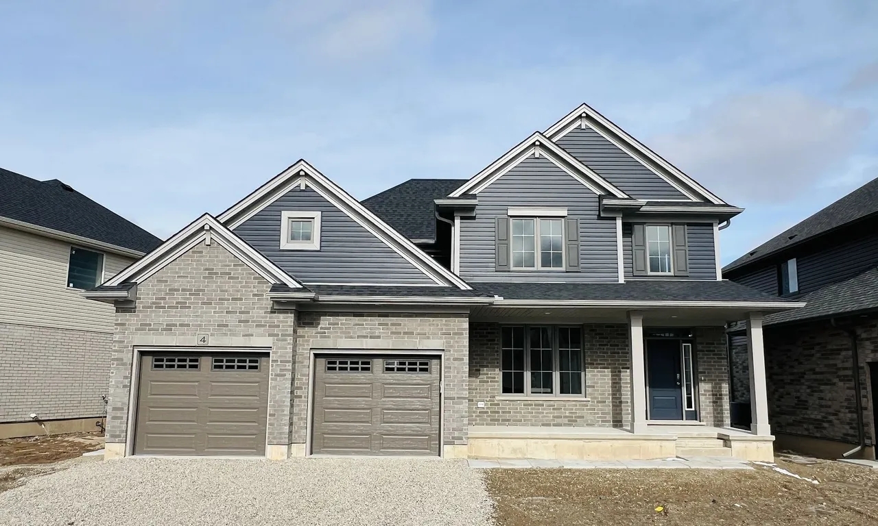 4 Hartland Circ, St. Thomas, ON N5R 0P2