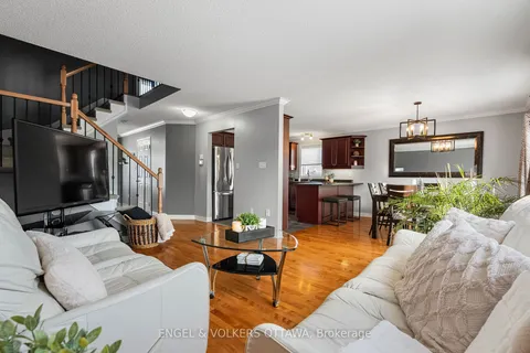 246 Sandra Cres, Clarence-Rockland, ON K4K 1R6