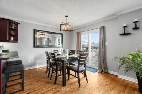 246 Sandra Cres, Clarence-Rockland, ON K4K 1R6