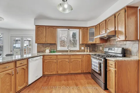 976 Griffith St, London, ON N6K 3Z3