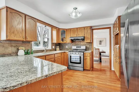 976 Griffith St, London, ON N6K 3Z3