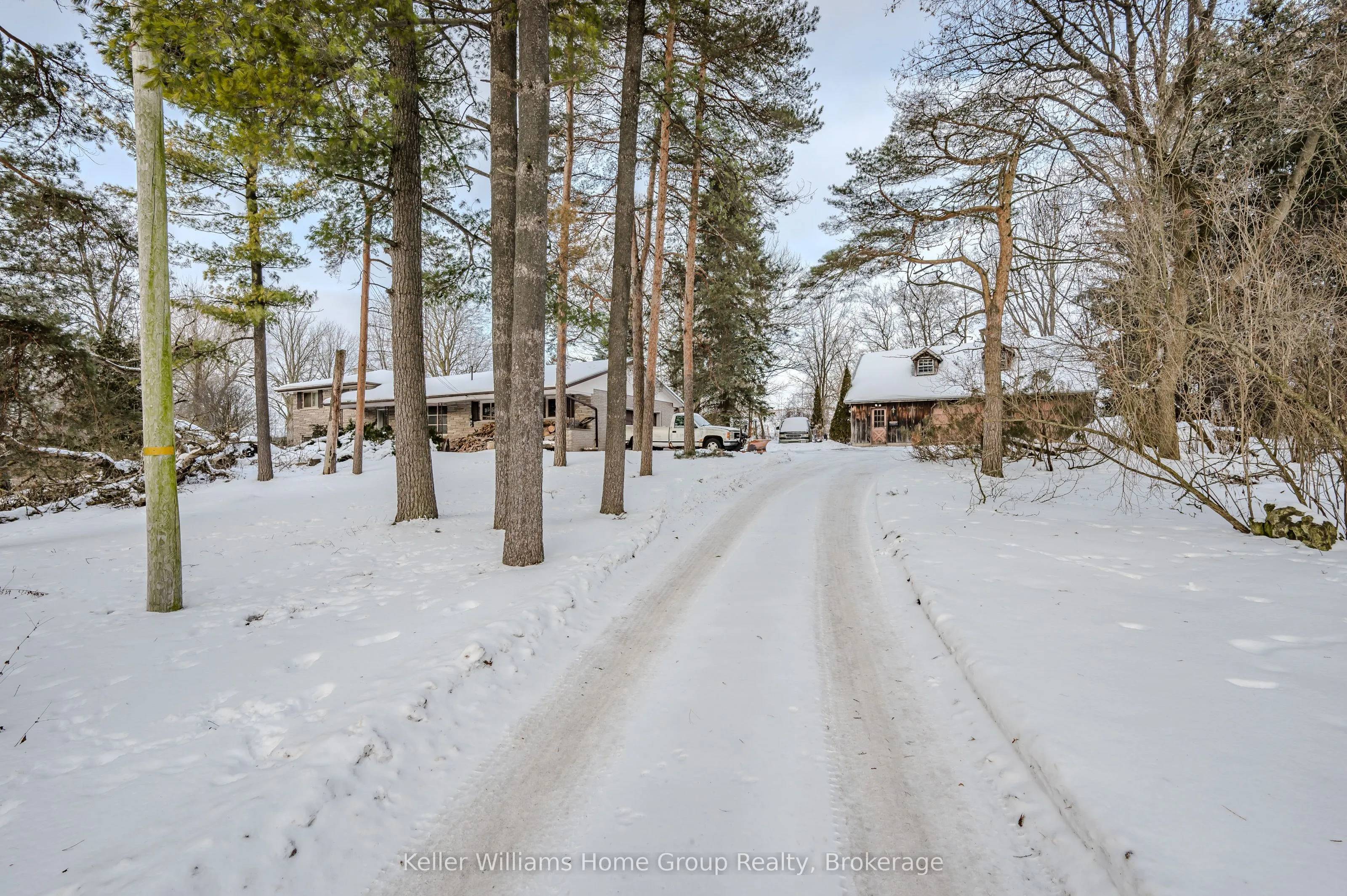 7850 7 Highway, Guelph/Eramosa, ON N1H 6H8