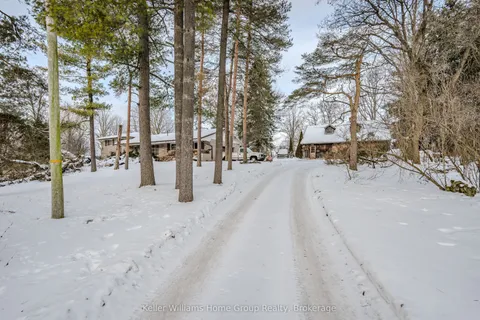 7850 7 Highway, Guelph/Eramosa, ON N1H 6H8