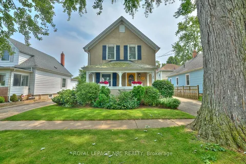 54 HENRY Street, St. Catharines, ON L2R 5T9