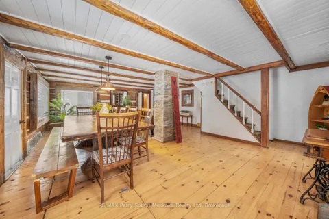 1516 Williamsport Rd, Huntsville, ON P1H 2J4