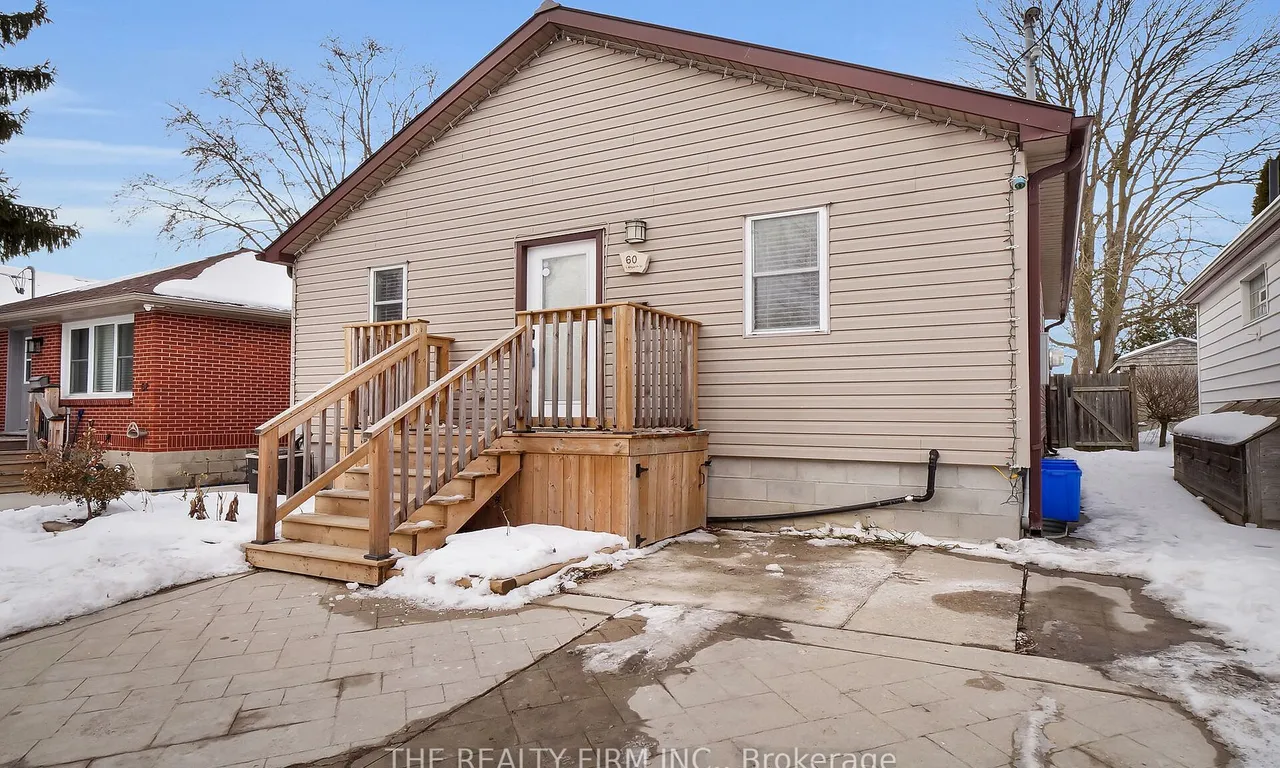 Detached 3 bedroom 2 bathroom at 60 Langarth St in London - MLS# X11960413