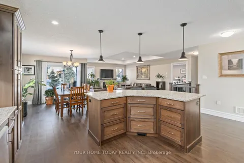 255 Krotz St, North Perth, ON N4W 0E1