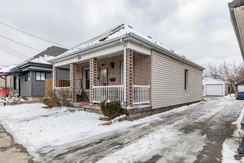 654 Upper Wellington St, Hamilton, ON L9A 3R1