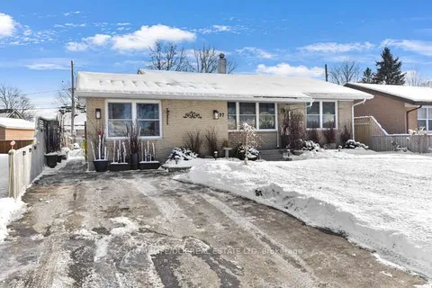 97 Salisbury Ave, Brockville, ON K6V 2T6
