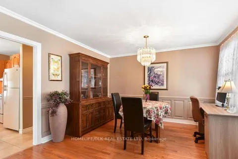 97 Salisbury Ave, Brockville, ON K6V 2T6