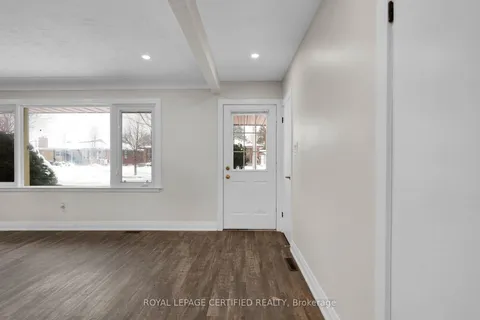 637 Ross St, London, ON N5Y 3V8