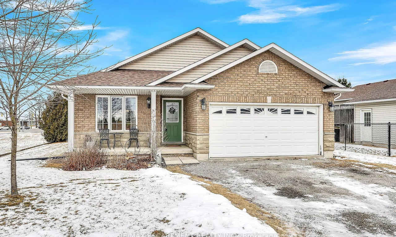 10 Oak St, Haldimand, ON N0A 1H0
