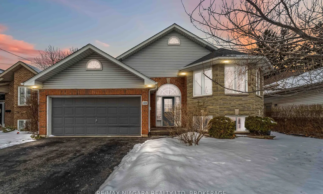 2691 Portage Rd, Niagara Falls, ON L2J 2J4