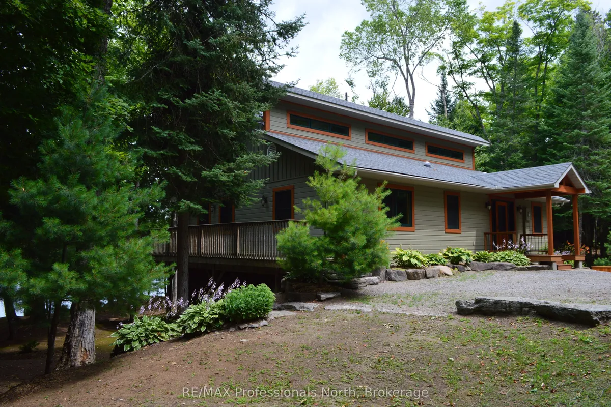 2272 Minnicock Lake Road, Highlands East, ON K0M 1S0