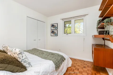 12 Pellan Crescent, Kanata, ON K2K 1J5