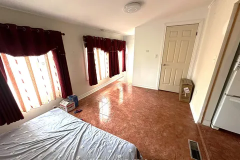 1529 Hall Ave, Windsor, ON N8X 4R6