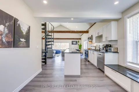 3590 Lakeshore Road, Lincoln, ON L0R 1B1