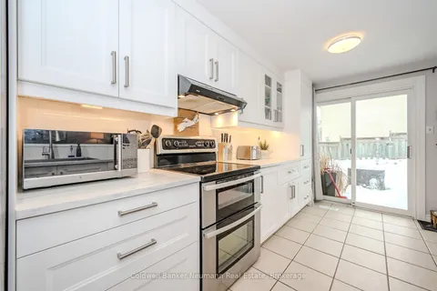 2 McCartney Rd, Guelph, ON N1K 1M7