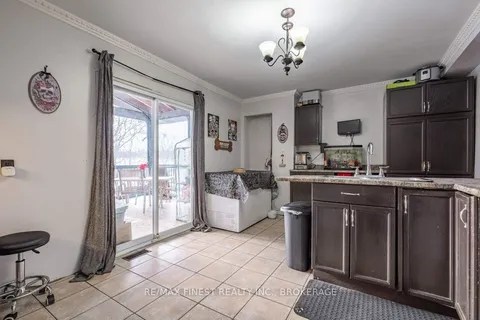 86 Concession St, Westport, ON K0G 1X0