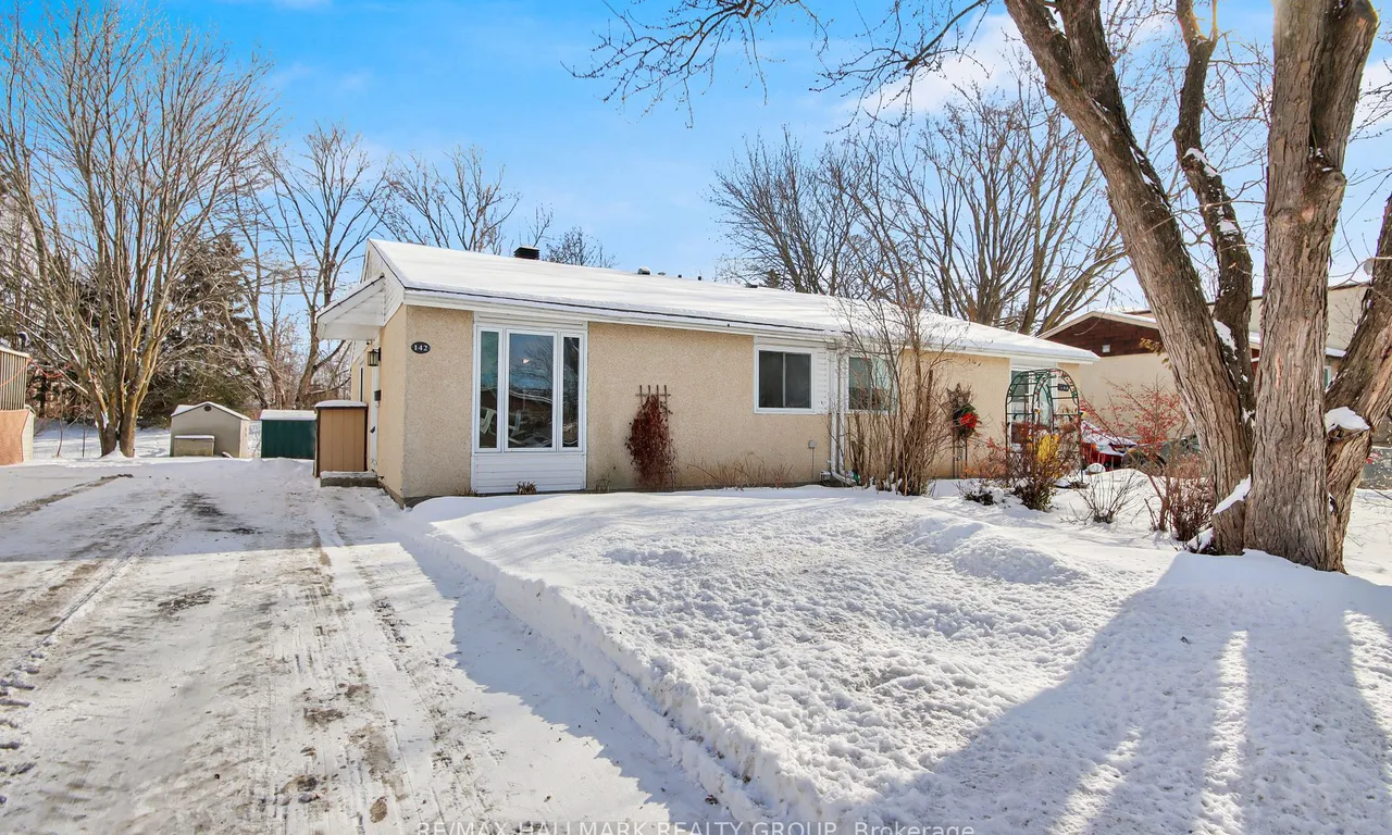 142 Rothesay Dr, Kanata, ON K2L 1P1