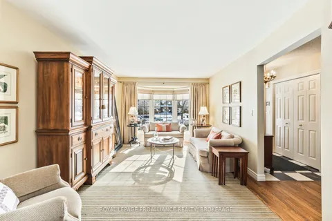 38 Chartwell Cres, Kingston, ON K7K 6P3