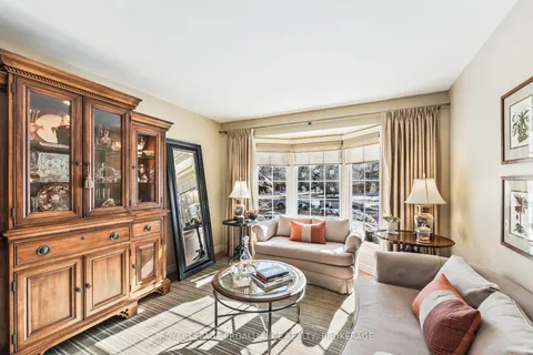 38 Chartwell Cres, Kingston, ON K7K 6P3