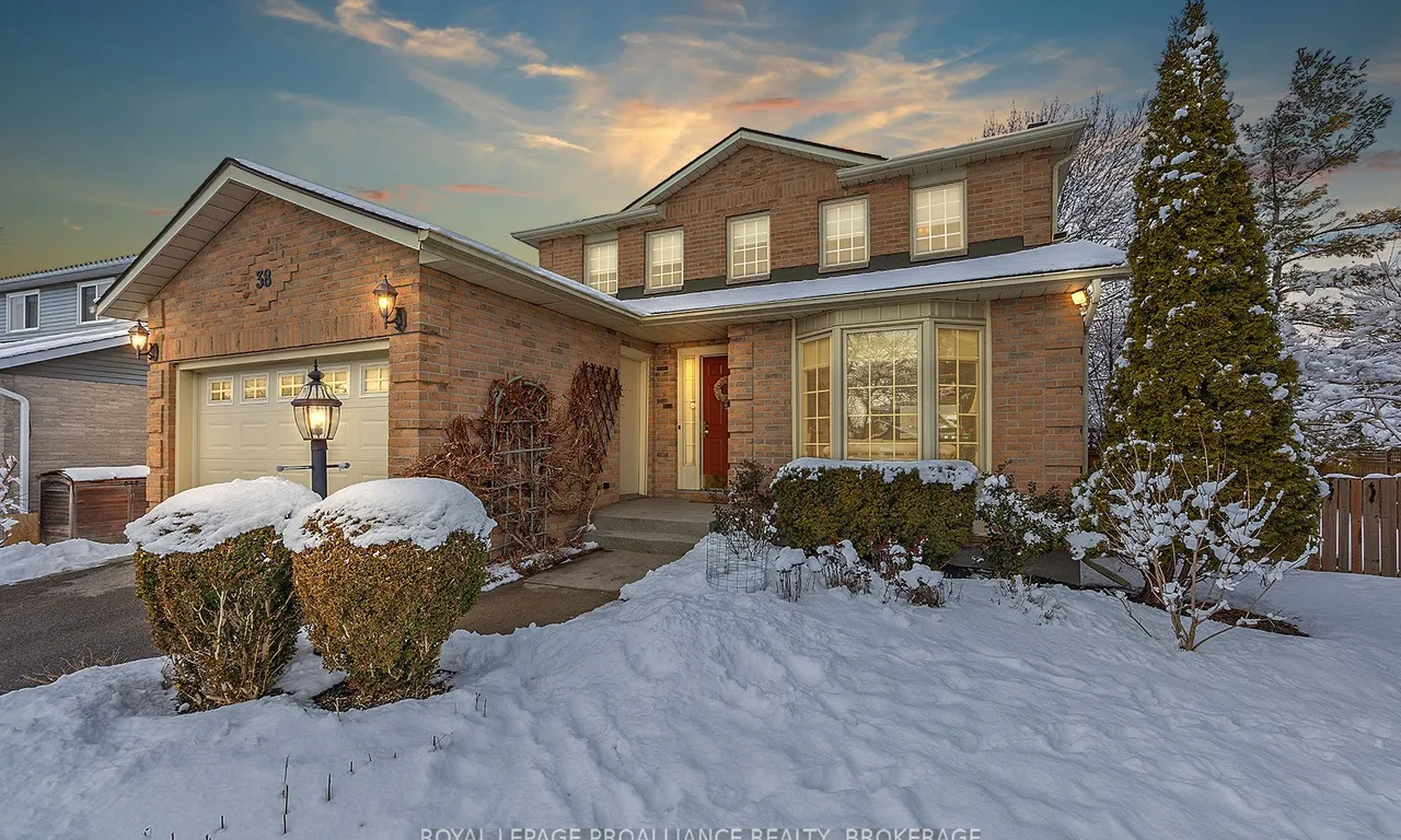 38 Chartwell Cres, Kingston, ON K7K 6P3