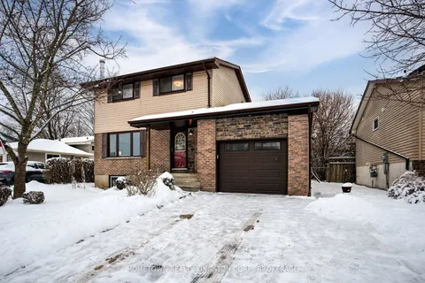 667 Truedell Rd, Kingston, ON K7M 6W6