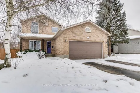 72 Meadowoak Cres, London, ON N6H 5E8