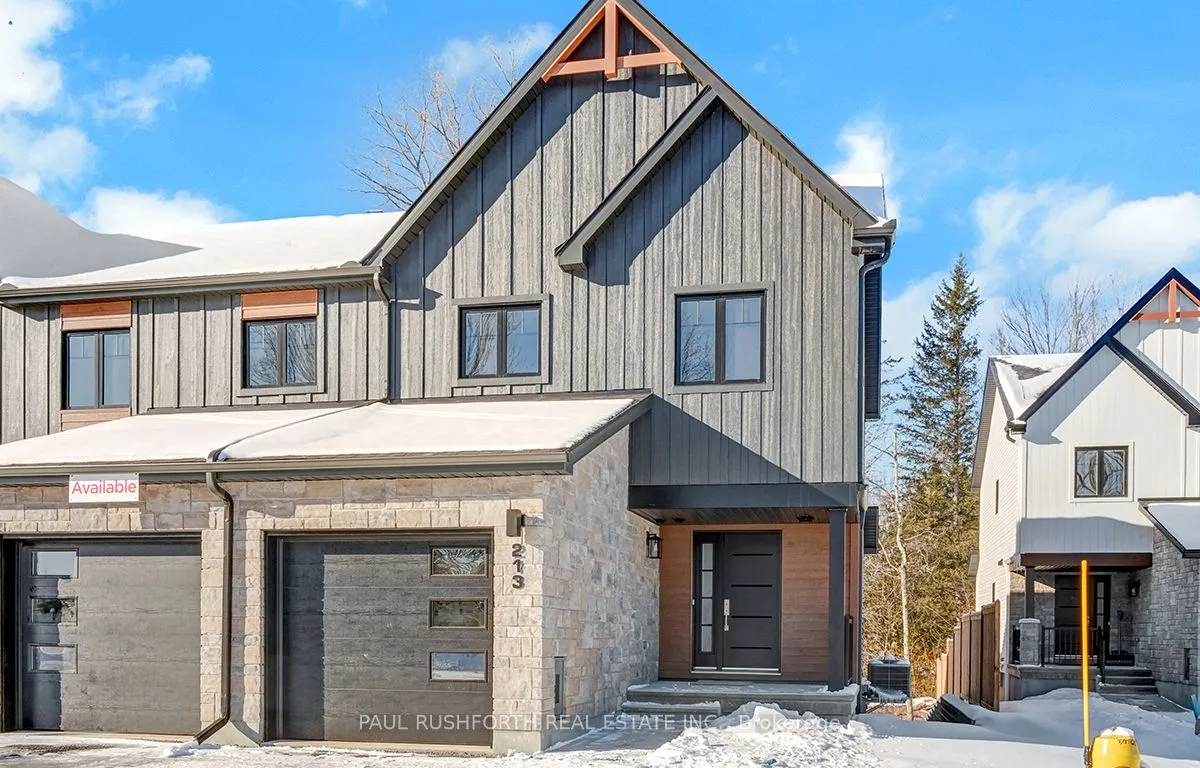 213 DARQUISE St, Clarence-Rockland, ON K4K 0M2
