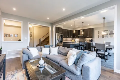 48 Hawick Cres, Haldimand, ON N3W 0G5
