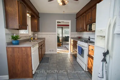 530 Mount Pleasant Rd, Brantford, ON N3T 5L5