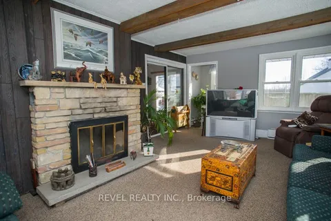 530 Mount Pleasant Rd, Brantford, ON N3T 5L5