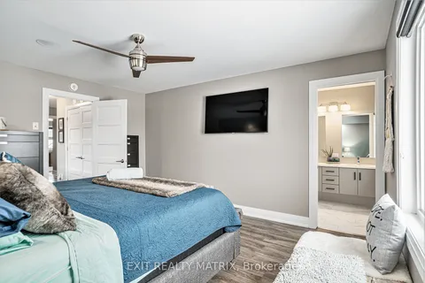 289 Belfort St, Russell, ON K0A 1W0