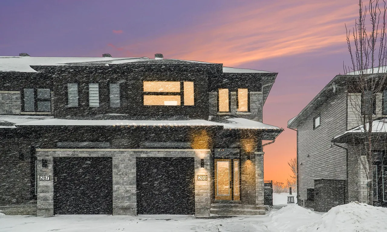 289 Belfort St, Russell, ON K0A 1W0