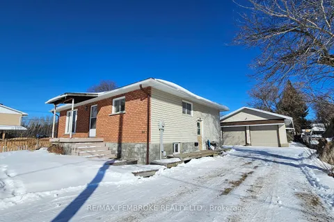 667 Roy St, Laurentian Valley, ON K8A 6S4