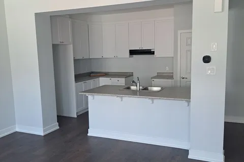 704 CHROMITE, Barrhaven, ON K2J 7J2