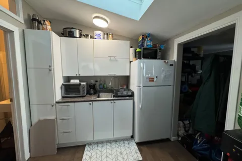 622 Main St, North Bay, ON P1B 2V5