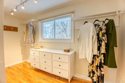 7055 Marco St, Greely - Metcalfe - Osgoode - Vernon and Area, ON K4P 1C2