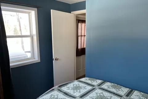 2 Murchison Rd, South Algonquin, ON K0J 2C0