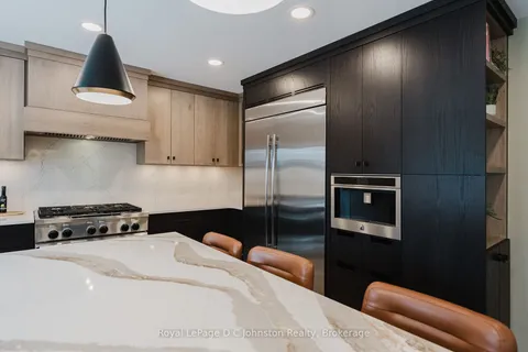 924 Piccadilly Dr, Saugeen Shores, ON N0H 2C2
