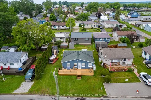 20 Fourth Avenue, Norfolk, ON N0E 1M0