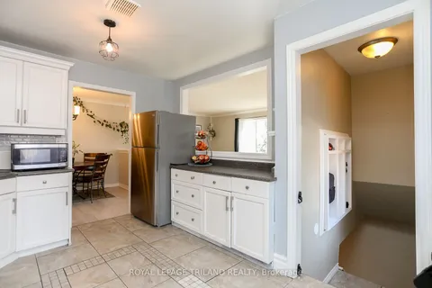 3 Bennett Pl, St. Thomas, ON N5P 4J7