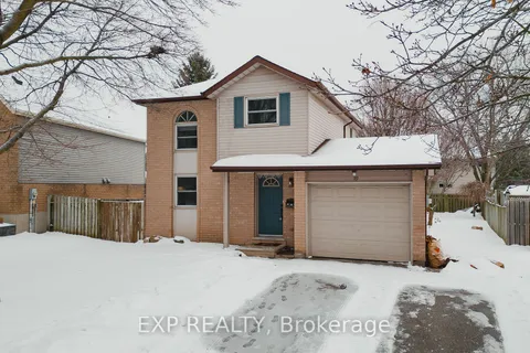 59 Hubert St, Cambridge, ON N3C 3M5